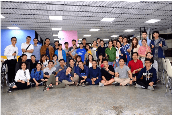 Sinh viên Việt Nam tại Đại học Quốc gia Thành Công.